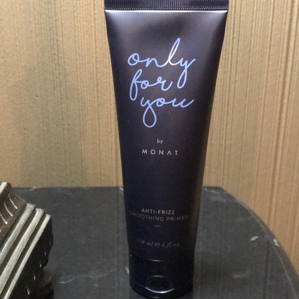 Monat Only For You Anti-Frizz Smoothing Primer